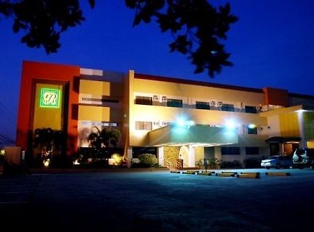 Grand Regal Hotel Bacolod Ngoại thất bức ảnh