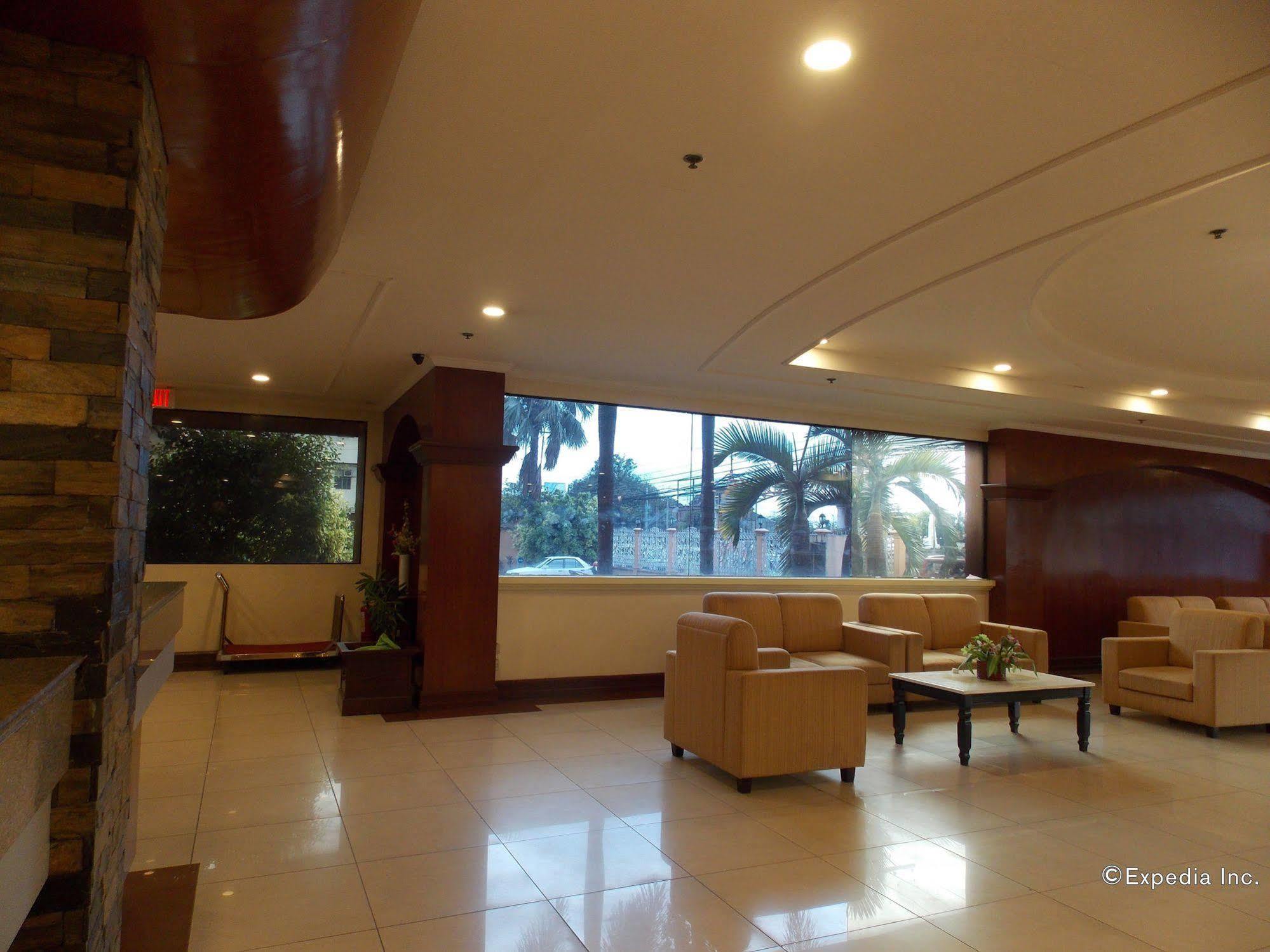 Grand Regal Hotel Bacolod Ngoại thất bức ảnh