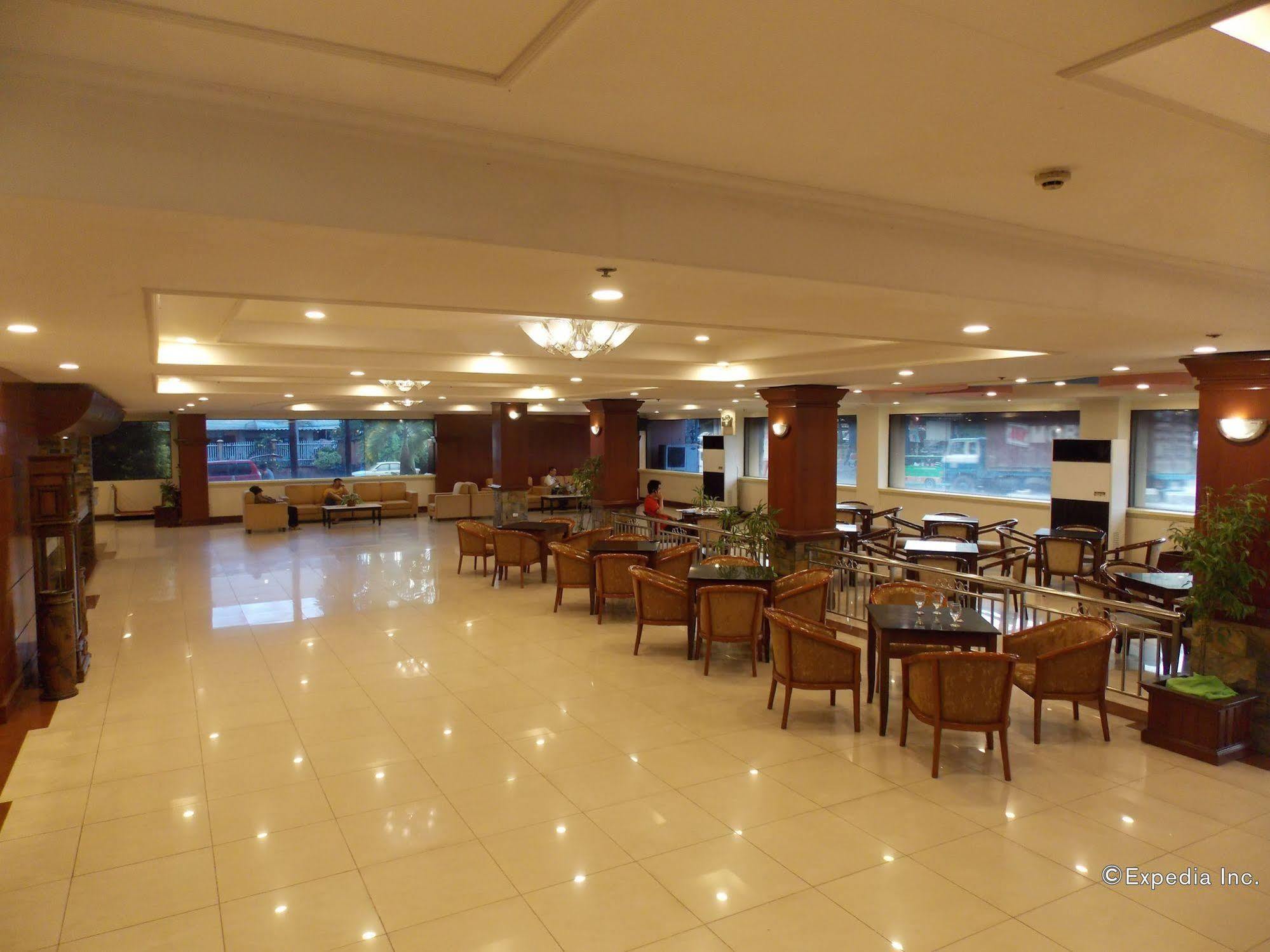 Grand Regal Hotel Bacolod Ngoại thất bức ảnh
