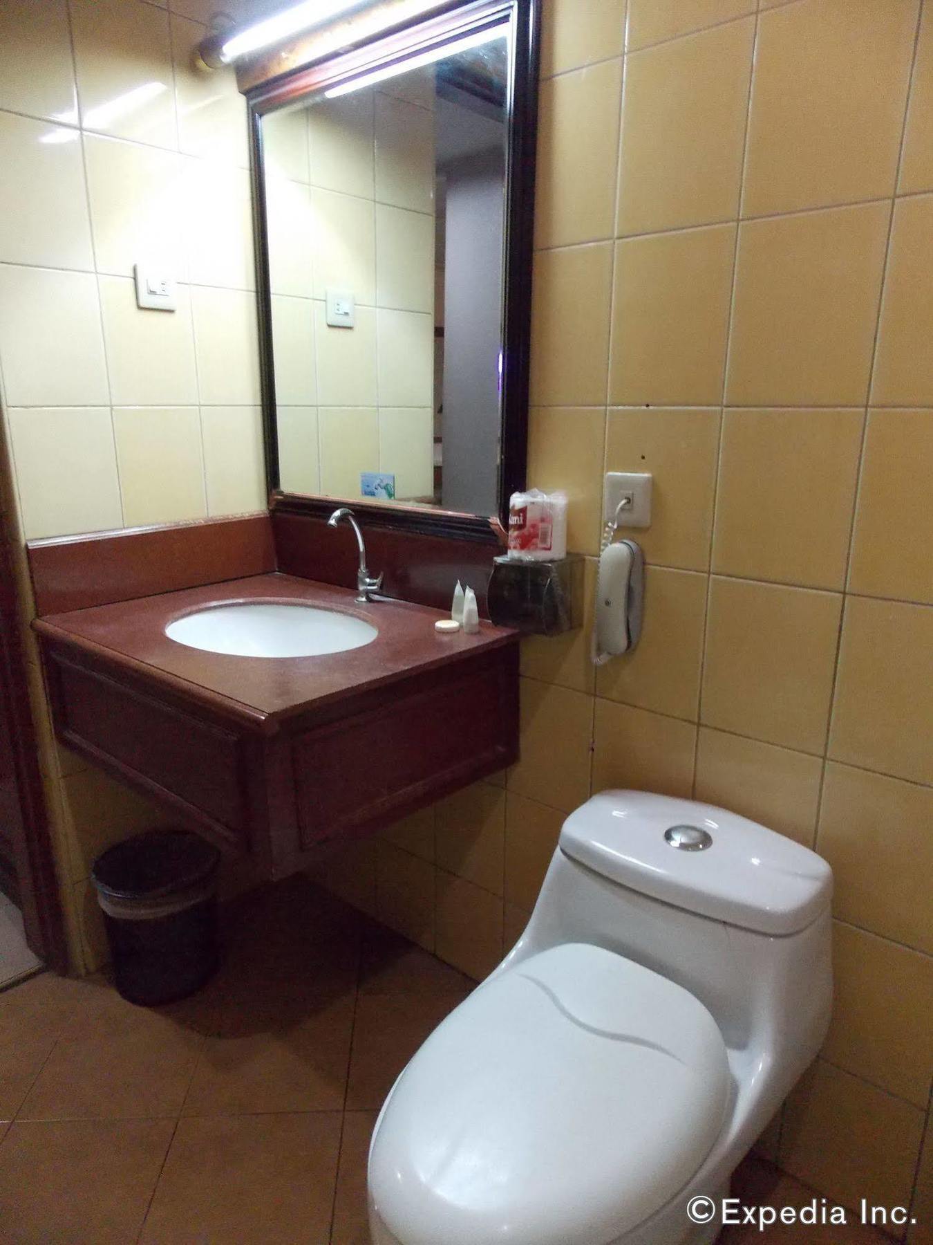 Grand Regal Hotel Bacolod Ngoại thất bức ảnh