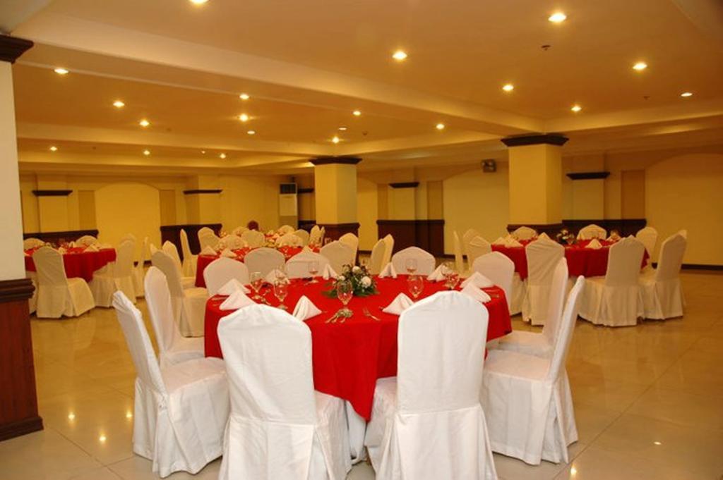 Grand Regal Hotel Bacolod Ngoại thất bức ảnh